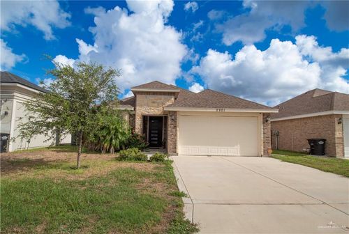 2901 E Imperial Oaks Dr, Alton, TX, 78573-0583 | Card Image