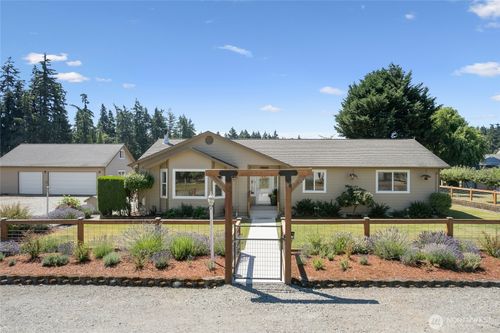 4004 50th Street Ct E, Tacoma, WA, 98443-2049 | Card Image