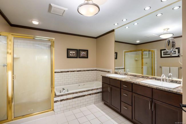 927 - 6880 Wallace Dr, Townhouse with 2 bedrooms, 3 bathrooms and 2 parking in Brentwood Bay BC | Image 21