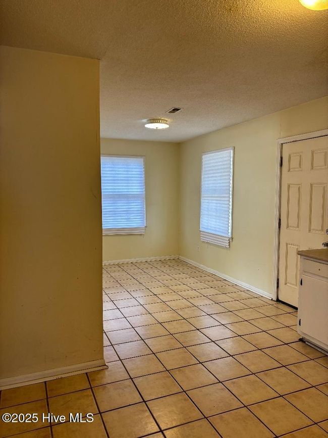 1316 N 7 Th St, House other with 3 bedrooms, 1 bathrooms and null parking in Wilmington NC | Image 5