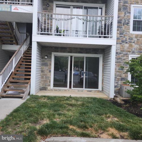 38 Holly Ct, HAMILTON, NJ, 08619-4634 | Card Image