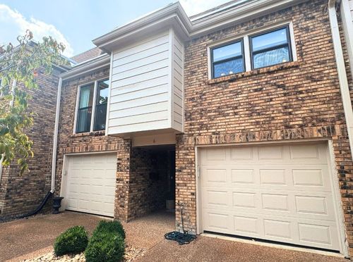 unit-6-401 Bowling Ave, Nashville, TN, 37205-2597 | Card Image