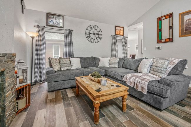 APT-11 - 3122 Camelot Dr, Condo with 3 bedrooms, 2 bathrooms and 4 parking in Bryan TX | Image 11