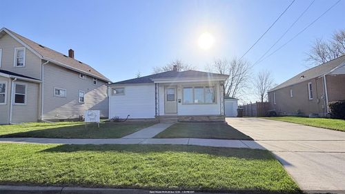 855 Appleton Street Street, MENASHA, WI, 54956 | Card Image