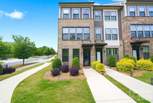 804 Broad River Ln, Charlotte, NC, 28211-1792 | Card Image