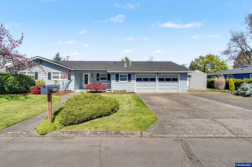 131 Ne Cherry Ln, Albany, OR, 97321-1617 | Card Image