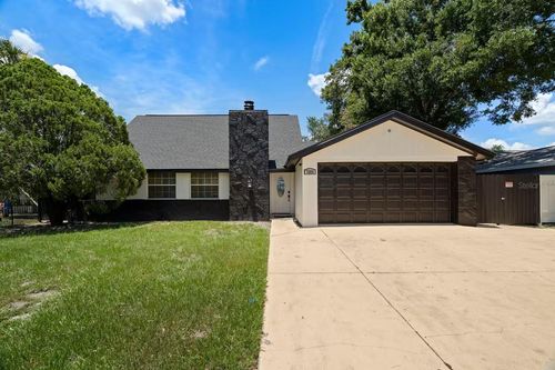 7005 Fountain Ave, TAMPA, FL, 33634-3511 | Card Image