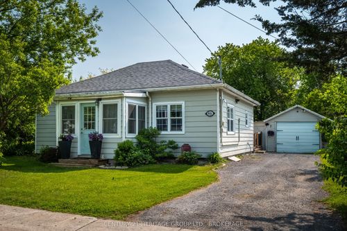46 Centre St, Loyalist, ON, K0H2H0 | Card Image