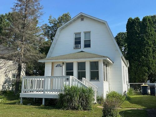 211 W Division St, Eagle River, WI, 54521-8888 | Card Image