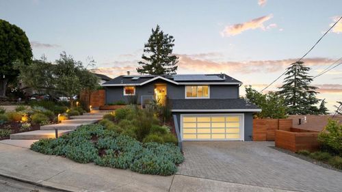 1047 Hewitt Drive, San Carlos, CA, 94070 | Card Image