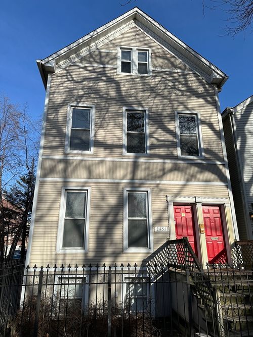 2f-2451 N Marshfield Ave, Chicago, IL, 60614-1925 | Card Image