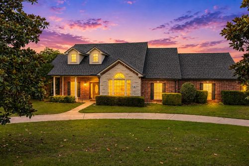 3983 Peregrine Pt, Celina, TX, 75009-5534 | Card Image