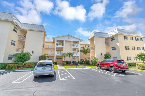 204-17 Colonial Club Dr, Boynton Beach, FL, 33435-8353 | Card Image
