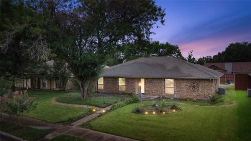 1637 Stroud Ln, Mesquite, TX, 75150-1306 | Card Image