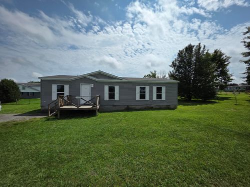 2435 Ky-80, Russell Springs, KY, 42642 | Card Image