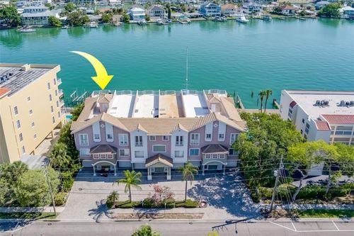 apt-1-620 Bayway Blvd, Clearwater Beach, FL, 33767-2669 | Card Image