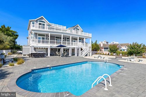 516 Leeward Ave, BEACH HAVEN, NJ, 08008-1329 | Card Image