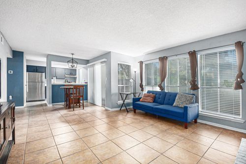 apt-223-250 El Dorado Blvd, Webster, TX, 77598-2214 | Card Image