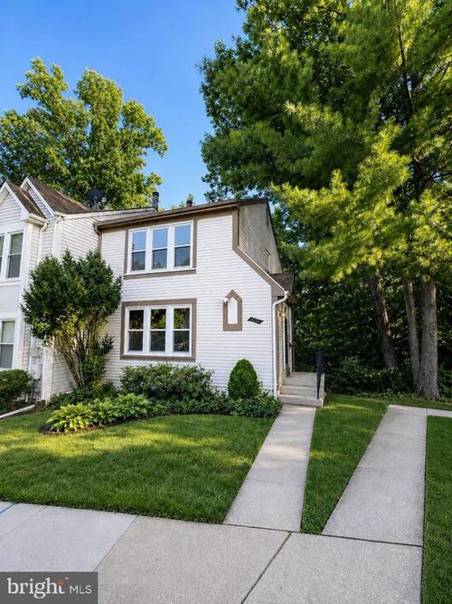 3623 Silver Spruce Cir, BURTONSVILLE, MD, 20866-1957 | Card Image
