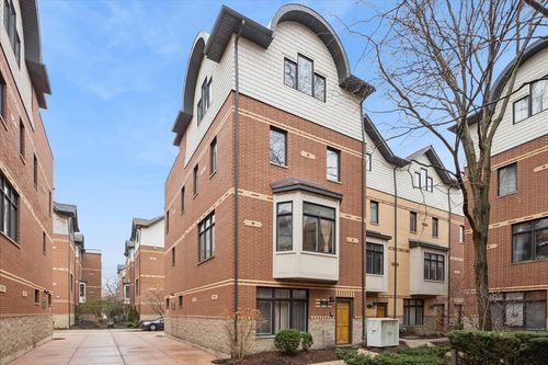 1026 Baldwin Ln, Oak Park, IL, 60302-4445 | Card Image