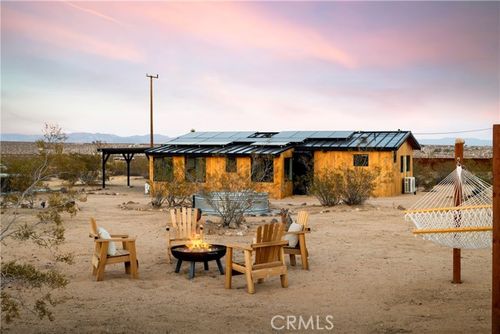  Pole Road, Joshua Tree, CA, 92252 | Card Image