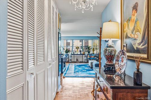 1e-17-85 215th St, Bayside, NY, 11360 | Card Image