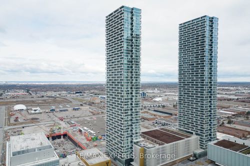 2910-5 Buttermill Ave, Vaughan, ON, L4K0J5 | Card Image