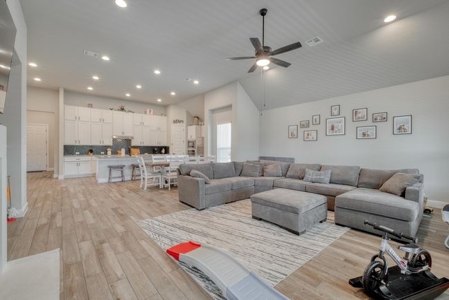 441 Double Eagle Ranch Dr, House other with 4 bedrooms, 3 bathrooms and 2 parking in Cedar Creek TX | Image 7