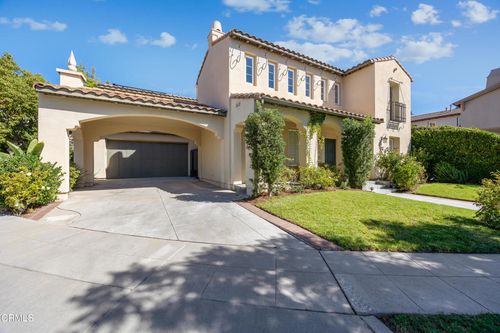 827 W Heritage Oak Ct, Altadena, CA, 91001-3752 | Card Image