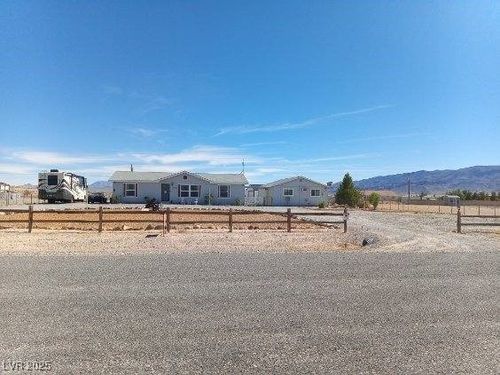 2421 Jayme St, Pahrump, NV, 89048-3528 | Card Image