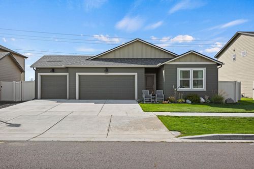 12113 N Haven St, Mead, WA, 99021-4004 | Card Image