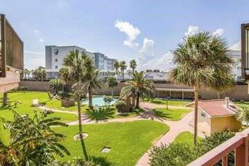 225-9520 Seawall Blvd, Galveston, TX, 77554-5110 | Card Image