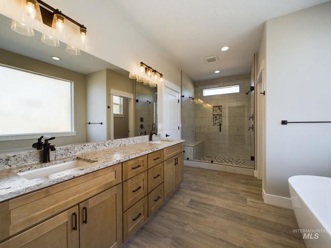 1 Highway 16, House other with 4 bedrooms, 2 bathrooms and 3 parking in Emmett ID | Image 8