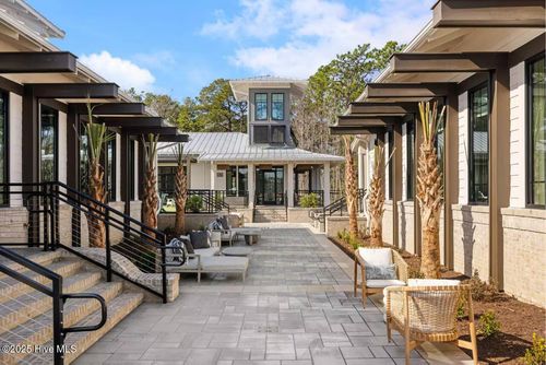 eva-4711 Azalea Landing Dr, Wilmington, NC, 28405-0301 | Card Image