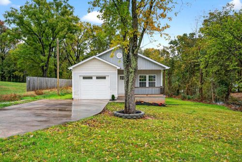 519 S Shamrock Ave, Landrum, SC, 29356-1923 | Card Image