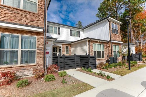 102 Kathy Ann Way W, Carrollton, VA, 23314-2435 | Card Image