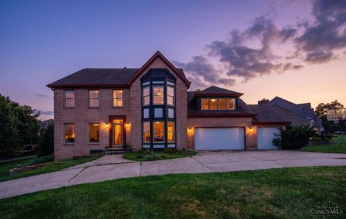 11725 Darbyshire Ct, Loveland, OH, 45140-1900 | Card Image