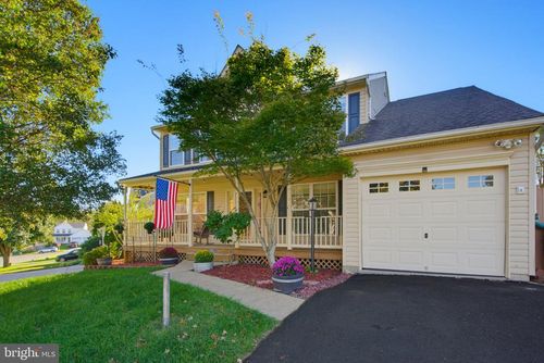 5957 Reaves Ln, WOODBRIDGE, VA, 22193-3858 | Card Image