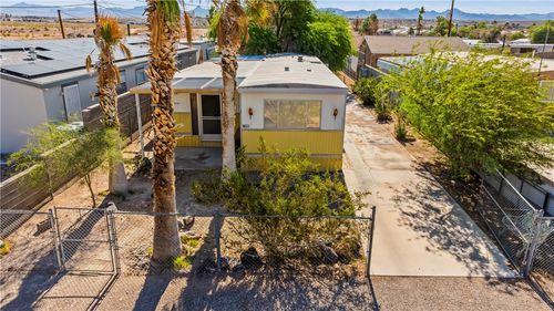 2258 W Riverview Cir, Bullhead City, AZ, 86442-7421 | Card Image