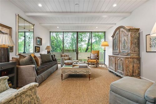 apt-8d-2575 Peachtree Rd Ne, Atlanta, GA, 30305-3656 | Card Image