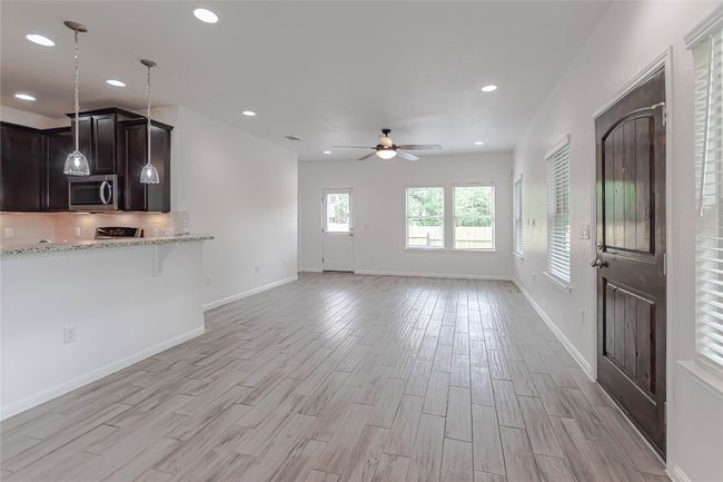 UNIT-593 - 2304 S Lakeline Blvd, Condo with 3 bedrooms, 2 bathrooms and 2 parking in Cedar Park TX | Image 7