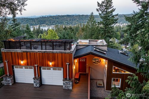 2614 176th Pl Ne, Redmond, WA, 98052-5853 | Card Image
