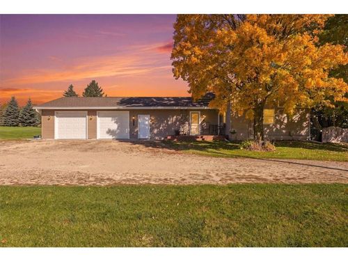 1112 245th St, Woodville, WI, 54028-7031 | Card Image