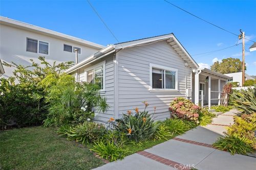 649 Glenneyre St, Laguna Beach, CA, 92651-2419 | Card Image