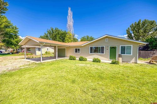 226 Maple Dr, Hotchkiss, CO, 81419-9747 | Card Image