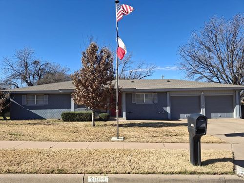 3003 Austin Ave, Snyder, TX, 79549-4421 | Card Image