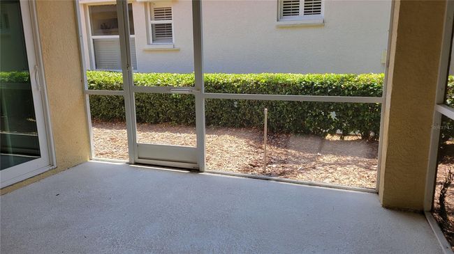 5050 Hanging Moss Ln, House other with 3 bedrooms, 3 bathrooms and null parking in SARASOTA FL | Image 28