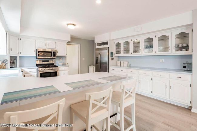 425 Atlantic Ave, House other with 3 bedrooms, 3 bathrooms and null parking in Spring Lake NJ | Image 17