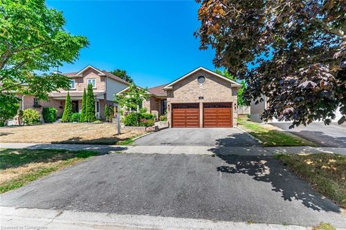 42 Resnik Dr, Newcastle, ON, L1B1K2 | Card Image