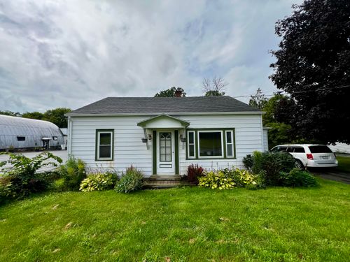 131 Elm St, Champlain, NY, 12919-5314 | Card Image